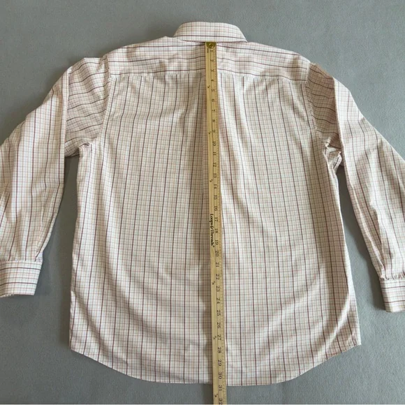 Eddie Bauer Men's Button-Down Plaid Shirt in Cream, Red, Brown - Picture 7 of 8